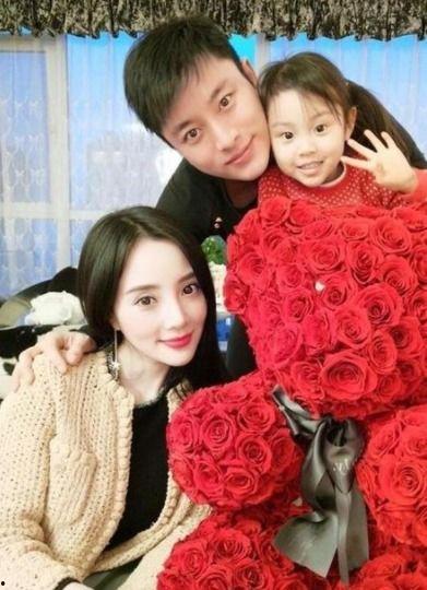 贾乃亮李小璐吃瓜,娱乐圈的瓜，你吃了吗？